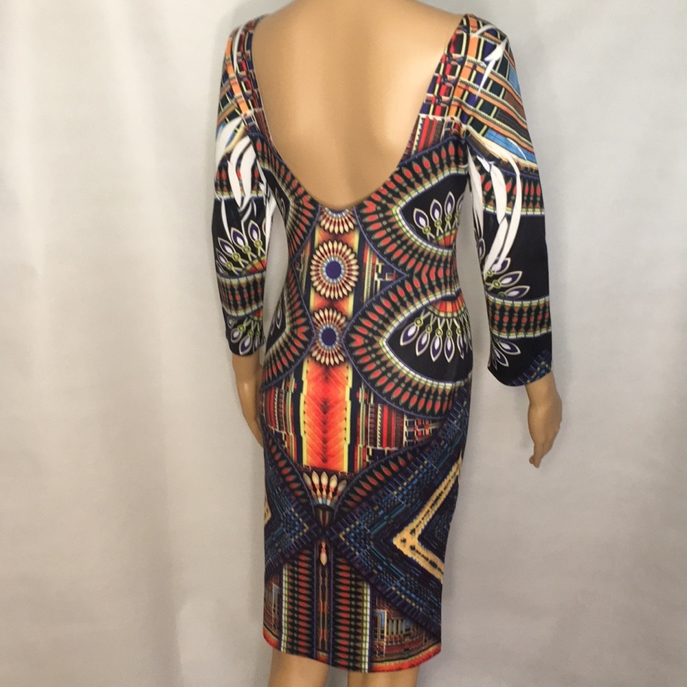 Colorful Tribal Print Bodycon Low-Back Dress - Picture 15 of 16